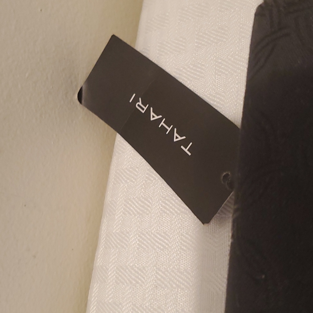 Tahari Royal Flush Black Wallet Nwt View 2